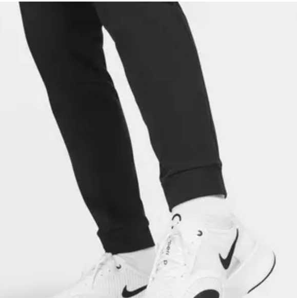 NWT Nike Men's Dri-Fit Tapered Fleece Black Training Jogger Pants Small - Picture 4 of 9